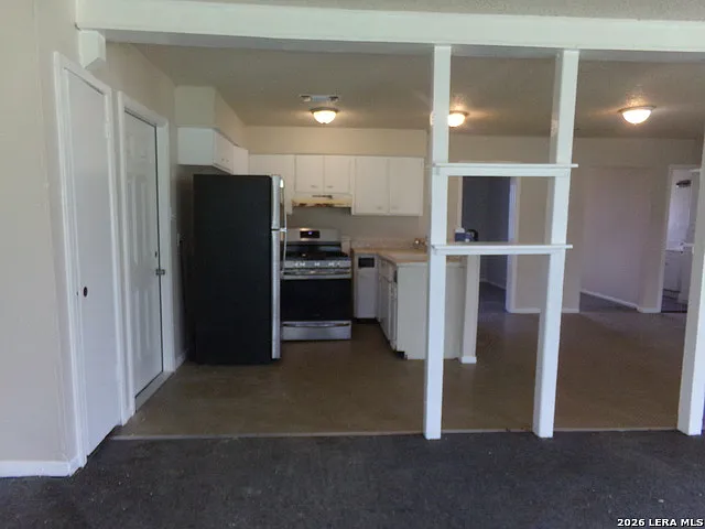 402 Otter Dr — Photo 4