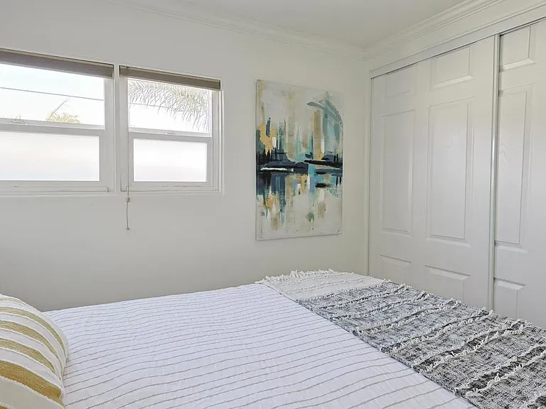 207 C Ave — Photo 12