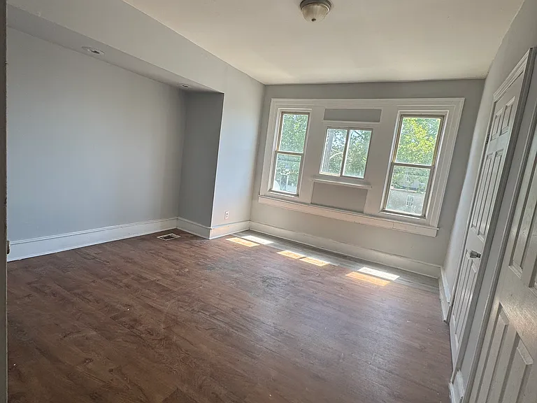 5313 Willows Ave — Photo 6