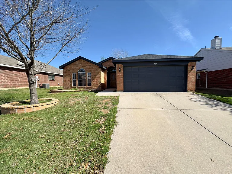 757 Eagle Dr — Photo 11