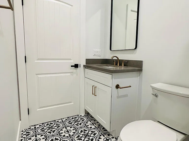 1105 S Sherbourne Dr #4 — Photo 19