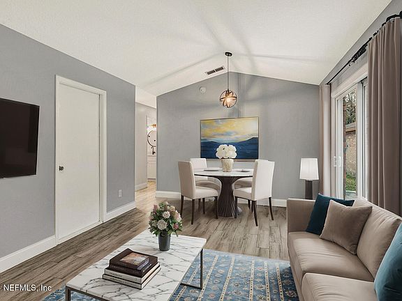 3rd image of 2523 AMERICAS CUP Court