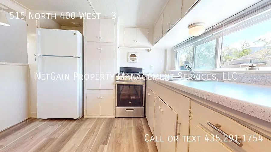 Pet Friendly 1 Bedroom Mobile Home — Photo 2