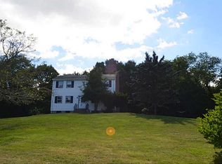 669 W Main Rd, Portsmouth, RI 02871