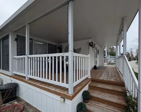 Single Family Home in the Heart of Wasaga beach — Photo 4
