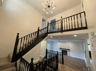 15 E Lake Dr, North Little Rock, AR 72116