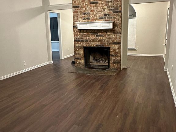 4th image of 1507 Brook Forest Dr