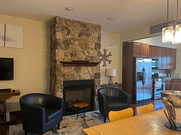 2nd image of 62 Hunter Dr