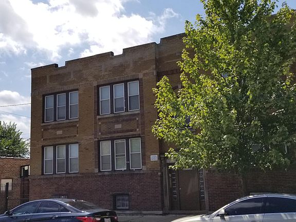 3rd image of 6221 W Wabansia Ave
