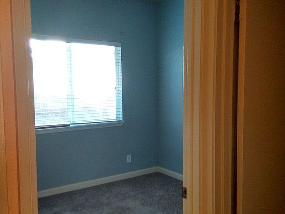 3rd image of 2926 Flint St #101