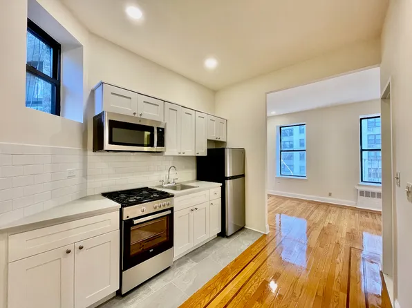 328 East 34th Street image 1 of 14