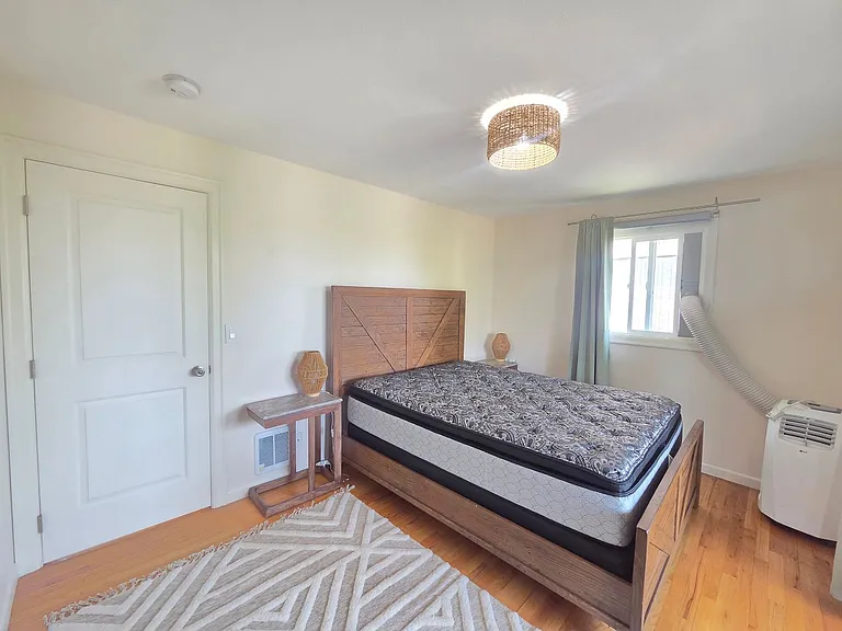 202 E Rockwood Blvd #2 — Photo 17