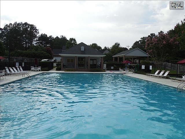 2nd image of 100 W Brook Way