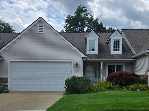 3497 Huron View Ct, Dexter, MI 48130