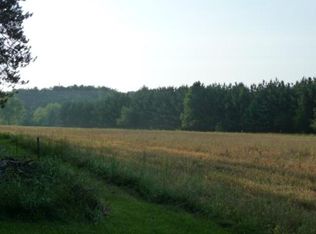 N7210 Knutson Lake Rd, Ogdensburg, WI 54962