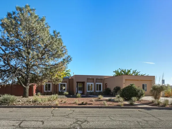 6016 Unitas Ln NW, Albuquerque, NM 87114