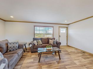 9 Northland Rd, Edgewood, NM 87015