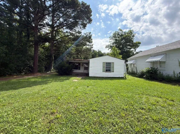 308 Bethel St NE, Hartselle, AL 35640