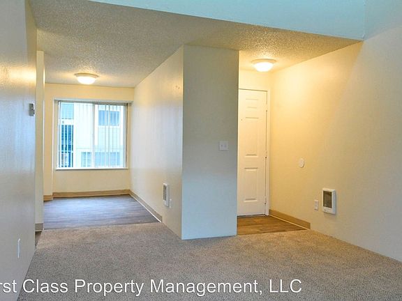 2nd image of 3618 SW Beaverton Hillsdale Hwy APT 31