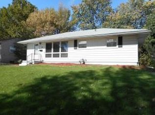 64 E Imboden Dr, Decatur, IL 62521