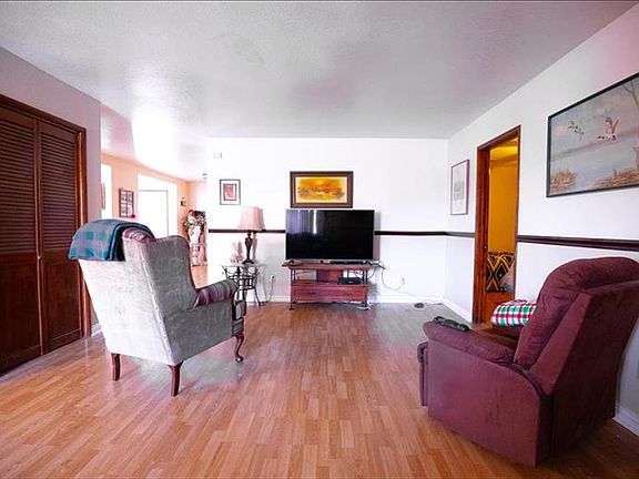5th image of 1339 Chagal Ave