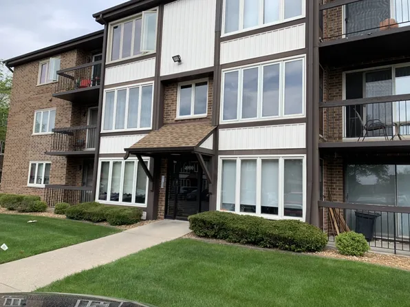 4900 Circle Ct APT 210, Crestwood, IL 60418