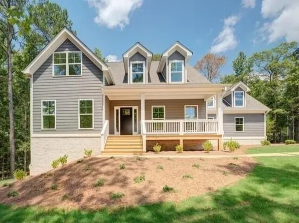 220 Nicklaus Cir, Social Circle, GA 30025