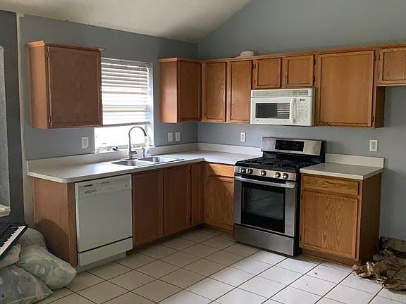 4th image of 4616 Stockwood Dr