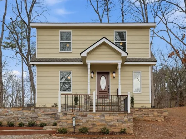 3812 James Ed Rd, Gainesville, GA 30506