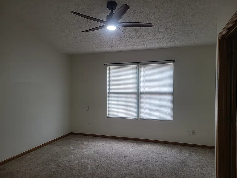 9153 Constitution Ave — Photo 18
