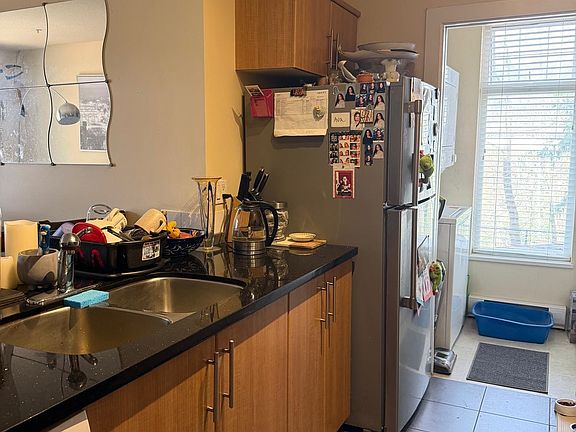 2nd image of 3240 Saint Johns St #109