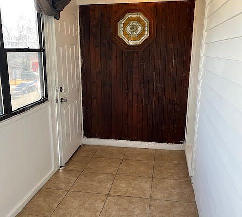 4th image of 217 Hillcrest Road