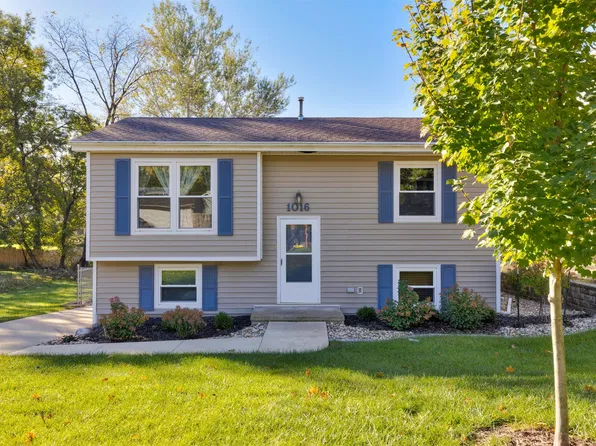 1016 Titus Ave, Des Moines, IA 50315