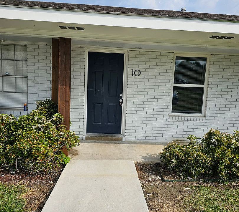 1st image of 1681 Veterans Ave #10