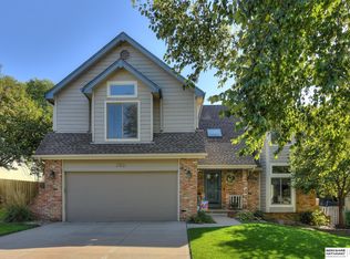 709 N 155th St, Omaha, NE 68154