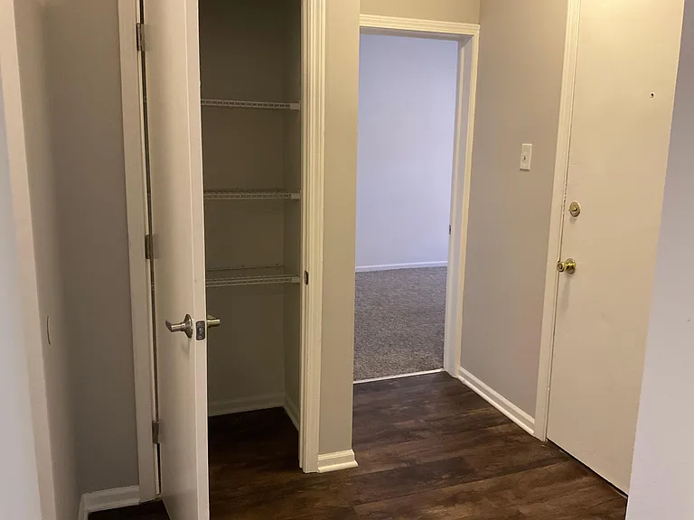 831 W Sunnyside Ave #103 — Photo 7