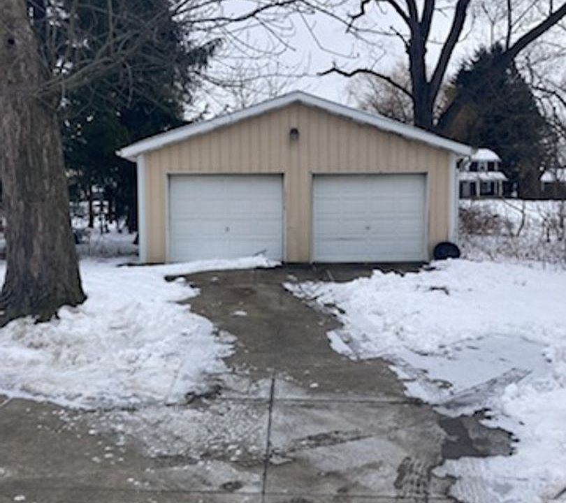 2nd image of 420 Belden Ave SE