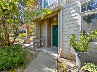 21507 42nd Ave S APT C8, Seatac, WA