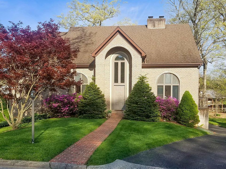 1st image of 3010 Stradford Ln