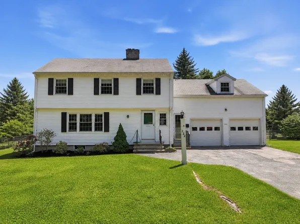 232 Grove St, Paxton, MA 01612