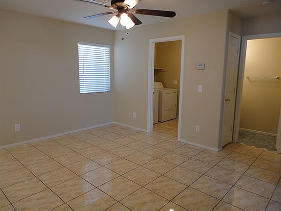 5th image of 9483 Royal Desert St
