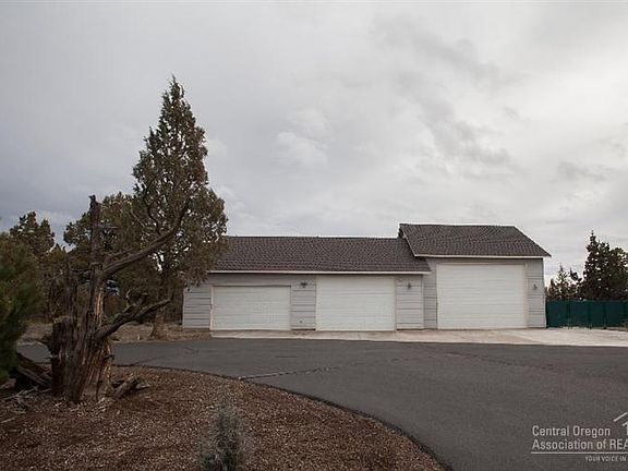 4th image of 6630 NW Poplar Dr