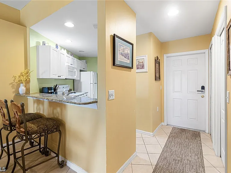 12141 Summergate Cir #102 — Photo 3