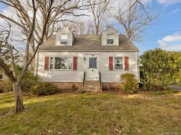 66 Hawthorne St, New Britain, CT 06053