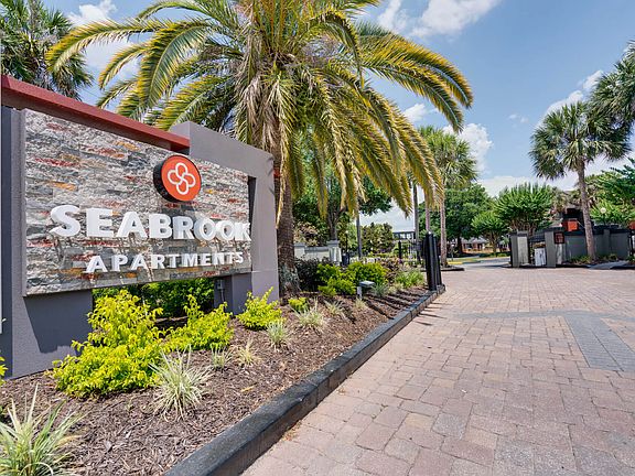 5th image of 3114 Terry Brook Dr #706