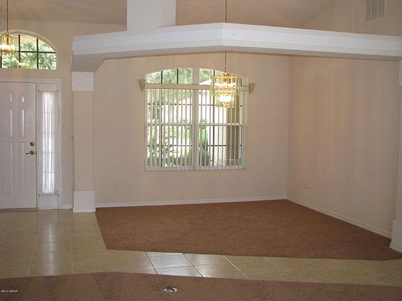 3rd image of 5942 Shady Creek Ln