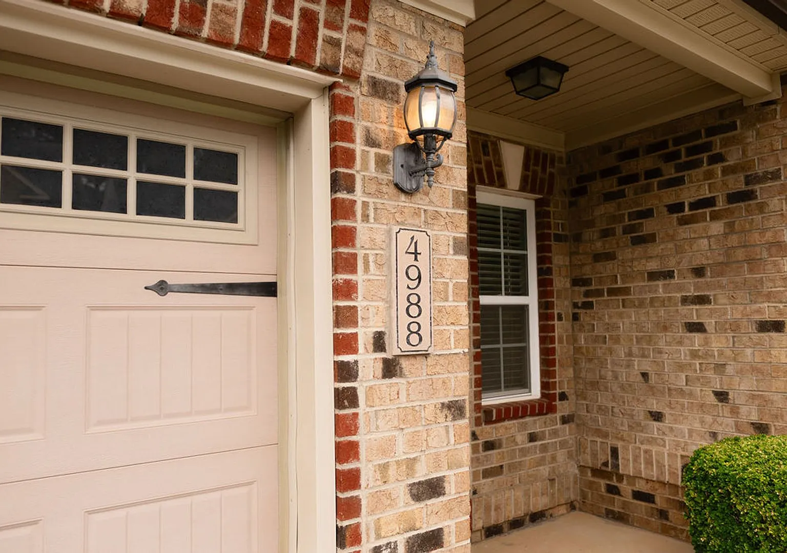 4988 Wyngate Village Drive — Photo 3