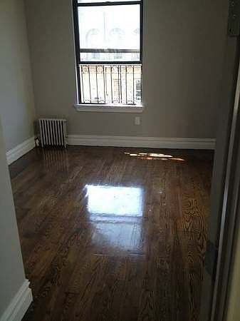 2nd image of 25 St Nicholas Ter APT 44