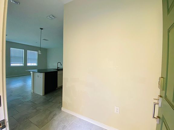 4th image of 10034 Red Eagle Dr