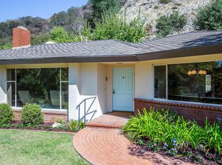5242 Escalante Dr, La Canada Flintridge, CA 91011